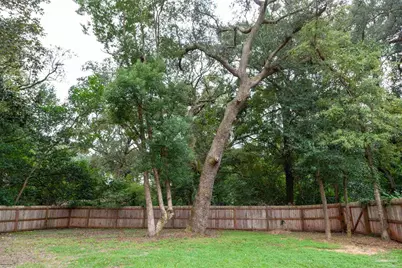 387 Hancock Ln, Pensacola, FL 32503 - Photo 9
