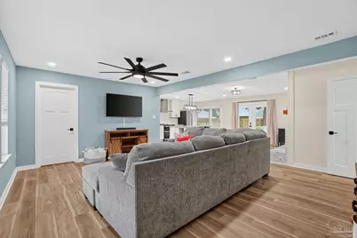 4431 Whisper Dr, Pensacola, FL 32504 - Photo 5