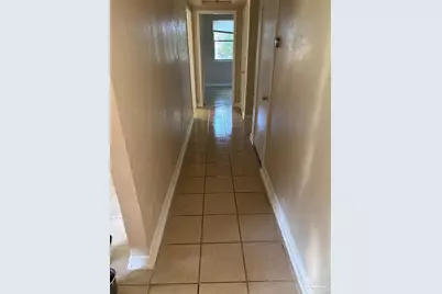 909 Cranbrook Ave, Pensacola, FL 32505 - Photo 3