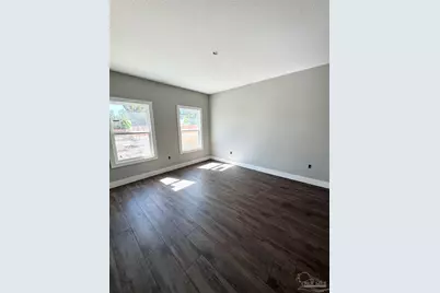 203 Ruberia Ave #B, Pensacola, FL 32507 - Photo 9