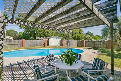 11814 Chanticleer Dr, Pensacola, FL 32507 - Photo 1
