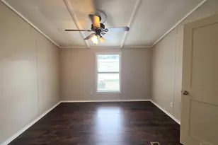 8676 Sharon Ln, Pensacola, FL 32526 - Photo 13