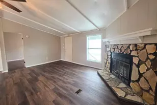 8676 Sharon Ln, Pensacola, FL 32526 - Photo 5