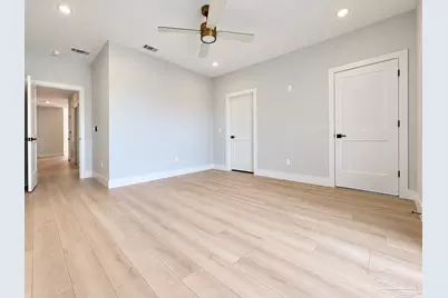 410 W Wright St #A & B, Pensacola, FL 32501 - Photo 11