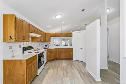 3849 Windsor Castle Blvd, Milton, FL 32583 - Photo 13