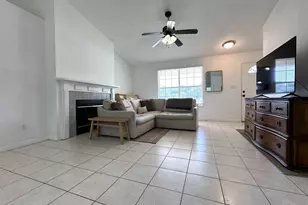 10530 Willow Lake Dr, Pensacola, FL 32506 - Photo 3