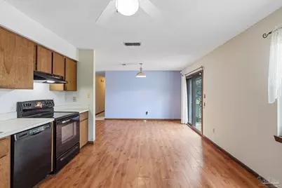 331 Timberlake Ct, Mary Esther, FL 32569 - Photo 7