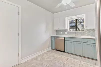 2558 Amberjack Ct, Pensacola, FL 32526 - Photo 11
