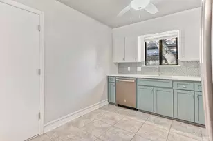 2558 Amberjack Ct, Pensacola, FL 32526 - Photo 11