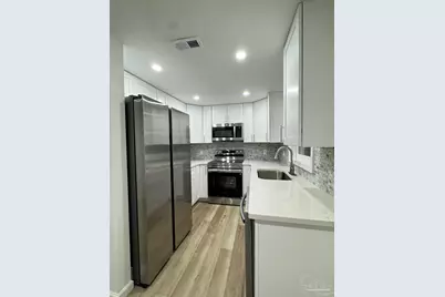 82 S Garfield Dr, Pensacola, FL 32506 - Photo 5