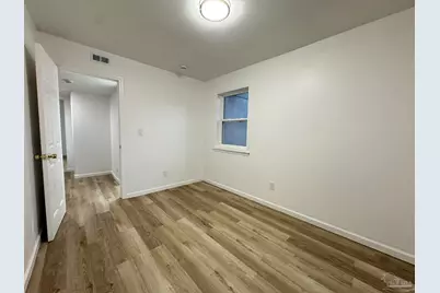 82 S Garfield Dr, Pensacola, FL 32506 - Photo 11