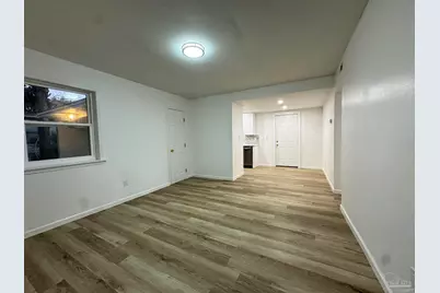 82 S Garfield Dr, Pensacola, FL 32506 - Photo 3