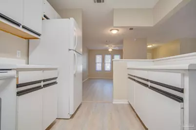 3971 Elmcrest Dr, Pensacola, FL 32504 - Photo 11