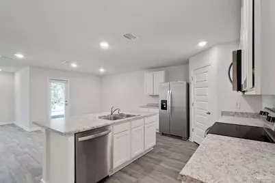 10593 Queens Gate Cir, Pensacola, FL 32506 - Photo 11