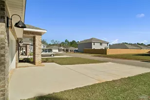 10593 Queens Gate Cir, Pensacola, FL 32506 - Photo 3