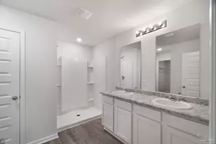10593 Queens Gate Cir, Pensacola, FL 32506 - Photo 23