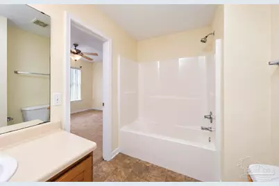 7051 Heather Oaks Dr, Pensacola, FL 32506 - Photo 17