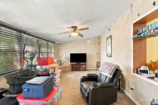 7813 Lenora Ct, Pensacola, FL 32526 - Photo 5