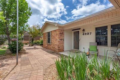 6937 Falcon Dr, Pensacola, FL 32526 - Photo 1