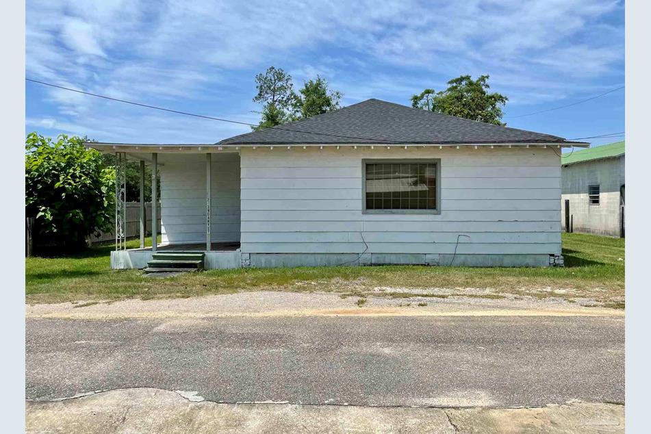 2139 Cary St, Flomaton, AL 36441 MLS 608939 Coldwell Banker