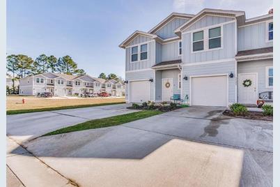 6366 Grove Park Dr, Pensacola, FL 32504 - Photo 1