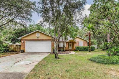 7682 Manatee St, Navarre, FL 32566 - Photo 1