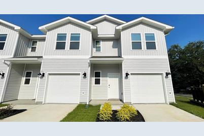 1213 Fairchild Village Dr, Pensacola, FL 32504 - Photo 1