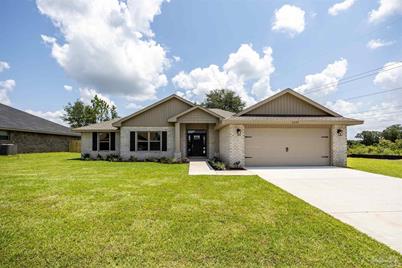 6529 Benelli Dr, Milton, FL 32570 - Photo 1