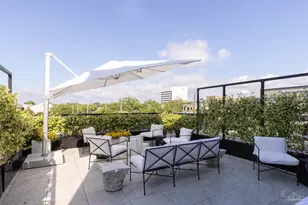 17 S Palafox Pl, Pensacola, FL 32502 - Photo 1