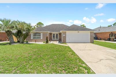 1534 Sandcliff Dr, Pensacola, FL 32507 - Photo 1