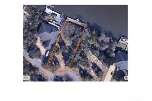 2014 Mackey Key Dr, Pensacola, FL 32514 - Photo 1
