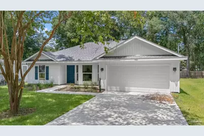 4483 Edgewood Dr, Milton, FL 32583 - Photo 1