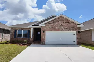 8145 Fir Tree Dr, Milton, FL 32583 - Photo 1