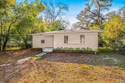 3907 W Blount St, Pensacola, FL 32505 - Photo 1
