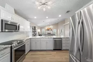 6117 N Enclave Dr, Pensacola, FL 32504 - Photo 1