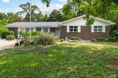 3364 Circle Dr, Gulf Breeze, FL 32563 - Photo 1
