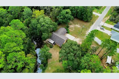 3076 N 36th Ave, Milton, FL 32583 - Photo 1