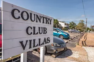 1271 Redwood Ln, Gulf Breeze, FL 32563 - Photo 1