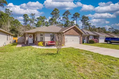 652 Mozingo Ln, Pensacola, FL 32514 - Photo 1