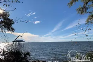 433 S Garcon Point Rd, Milton, FL 32583 - Photo 1