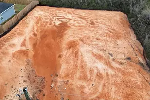 3300 Bonfire Dr, Milton, FL 32583 - Photo 1