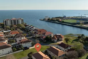 52 Port Royal Way, Pensacola, FL 32502 - Photo 1