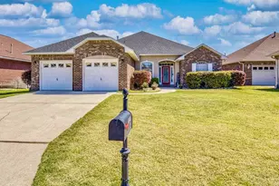 4986 Vizcaya Dr, Pensacola, FL 32507 - Photo 1