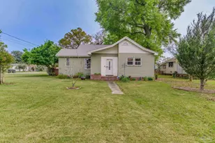 1301 Poppy Ave, Pensacola, FL 32507 - Photo 1