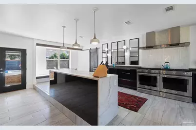 2814 Venetian Ct, Gulf Breeze, FL 32563 - Photo 1