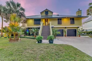 4552 Bayside Dr, Milton, FL 32583 - Photo 1