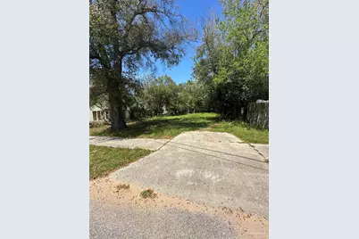 1000 W Yonge St, Pensacola, FL 32501 - Photo 1