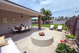 5102 Carley Ct, Milton, FL 32583 - Photo 1