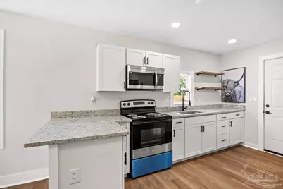 2805 W Gadsden St, Pensacola, FL 32505 - Photo 1