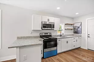 2805 W Gadsden St, Pensacola, FL 32505 - Photo 1